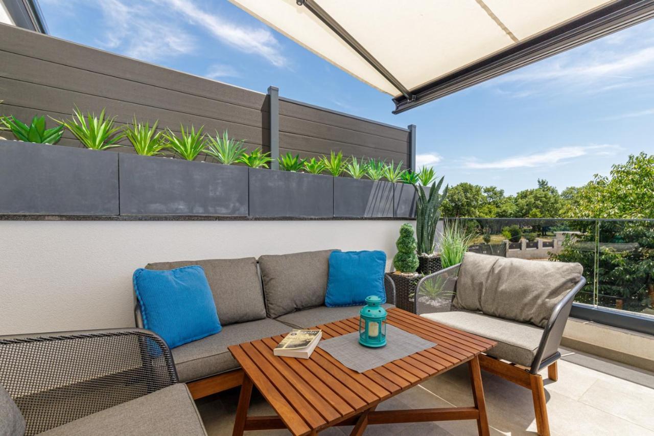 Sabena Apartment With Private Whirlpool Porec Ngoại thất bức ảnh