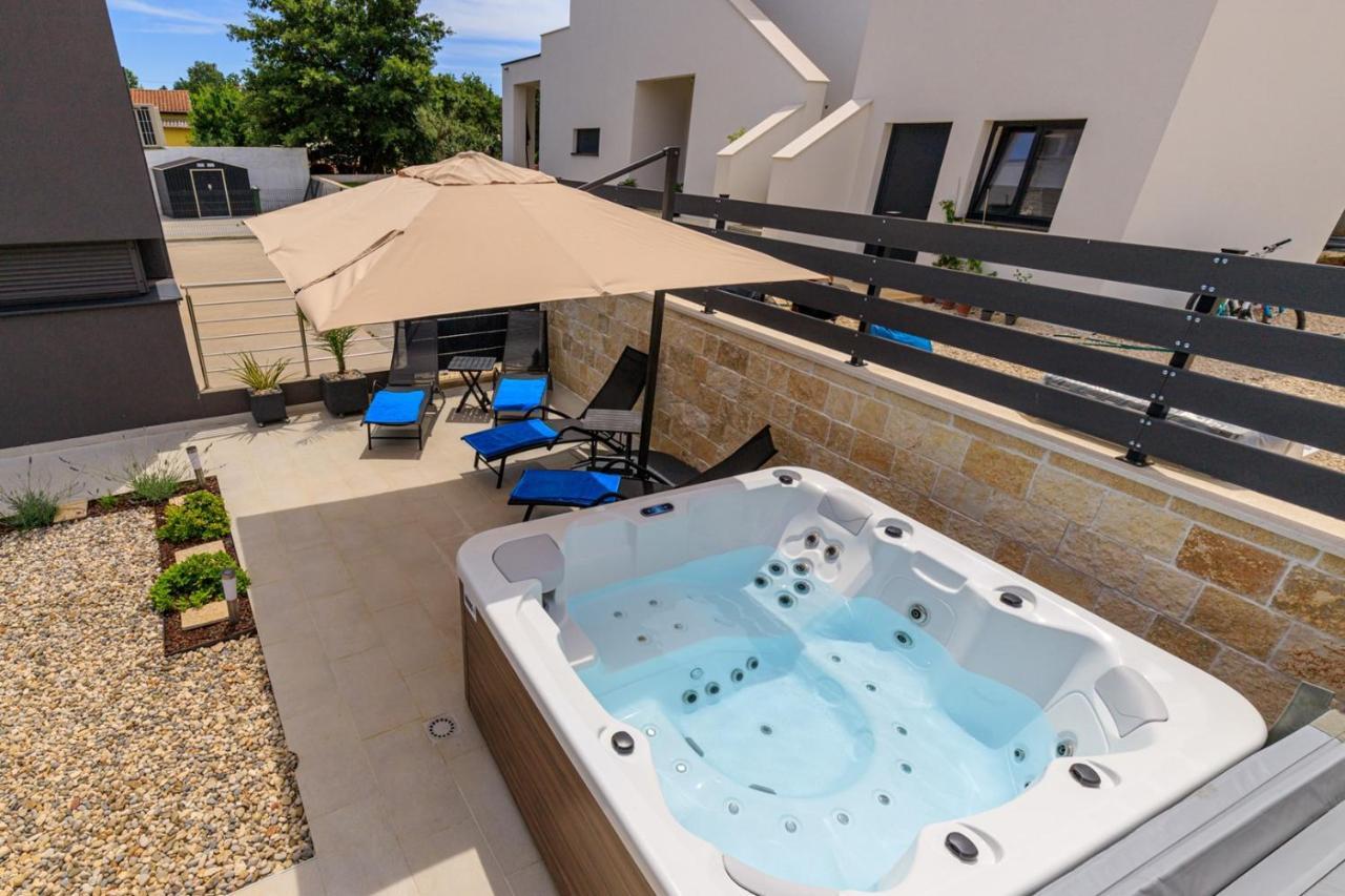 Sabena Apartment With Private Whirlpool Porec Ngoại thất bức ảnh